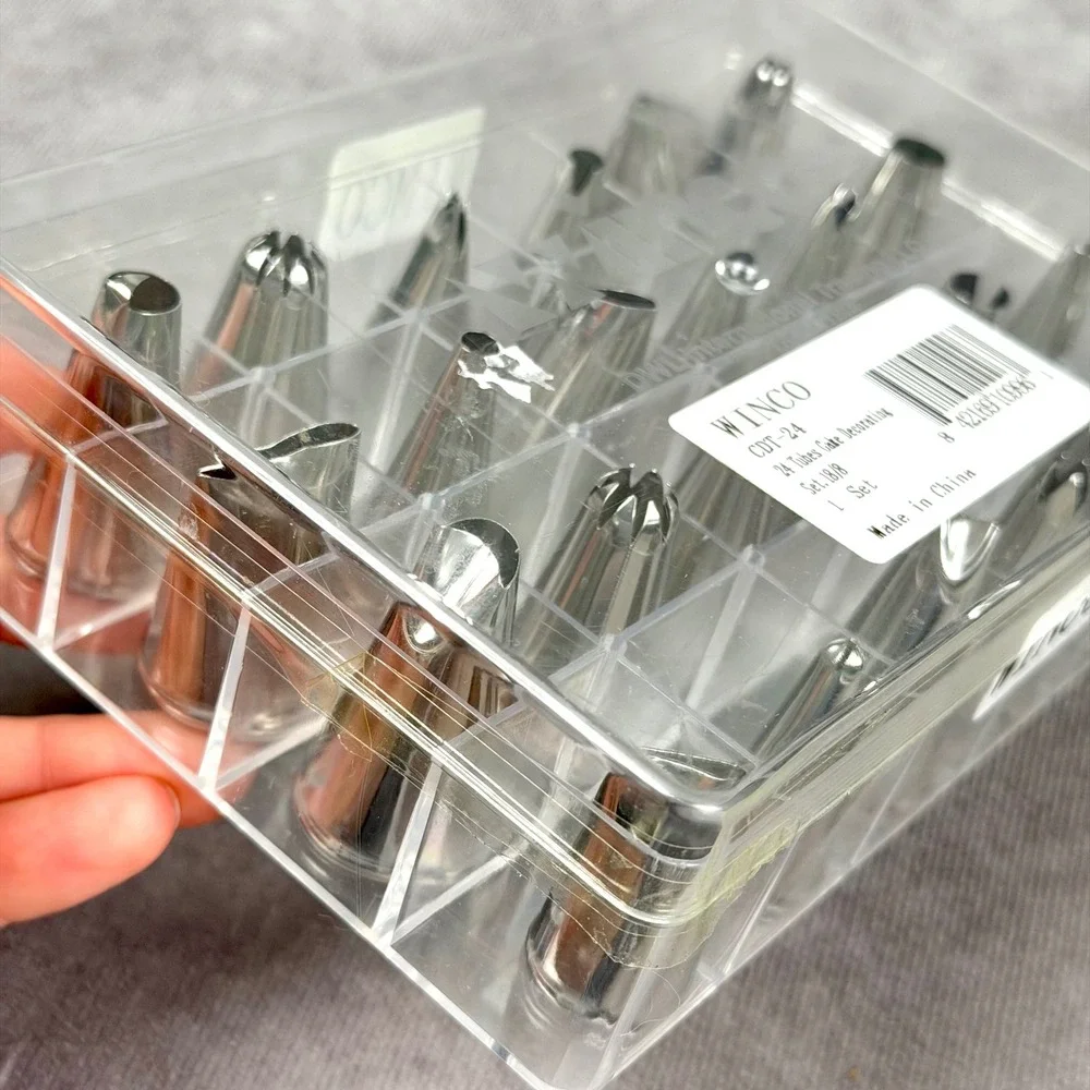 Winco CDT-24 Piece Stainless Steel Cake Decorating Set Pastry Tubes w Case NEW
